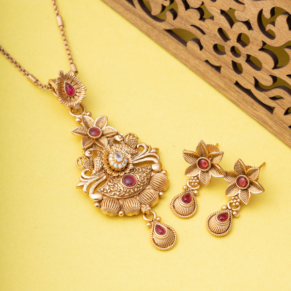 GOLDEN RUBY ANIKA CHAIN PENDANT SET