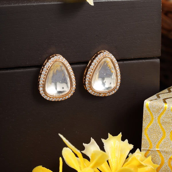 GOLDEN FALAK STUDS