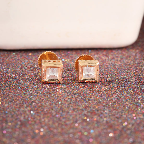 GOLDEN HARINI STUDS